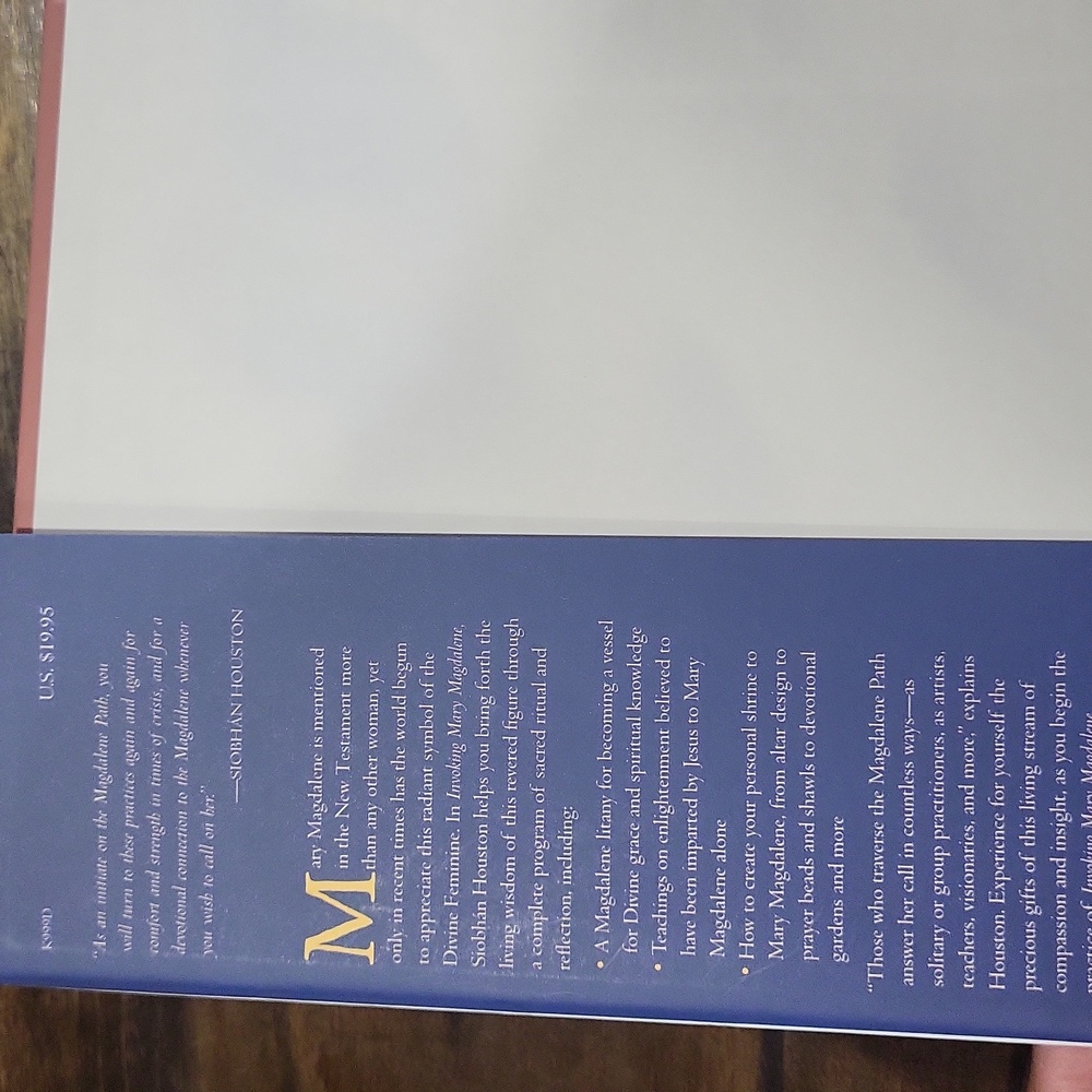 Invoking Mary Magdalene Book W/CD New Condition - Picture 2 of 4